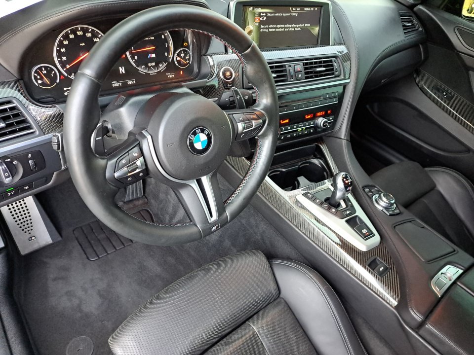 Used 2014 BMW M6 Convertible RWD image 10