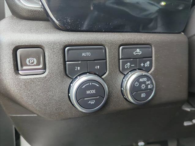 Used 2024 GMC Sierra 1500 Elevation image 30