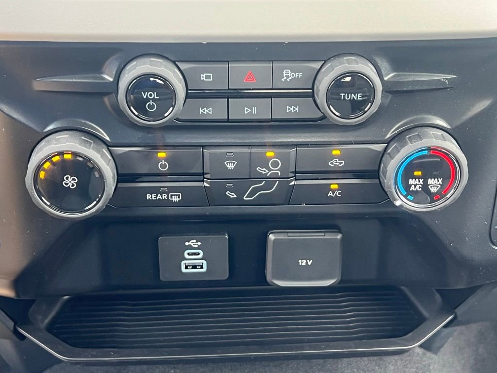 New 2026 Ford F250 XLT w/ 360-Degree Camera Package image 40