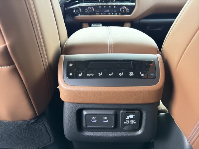 New 2026 Nissan Pathfinder Platinum AWD/4WD image 26