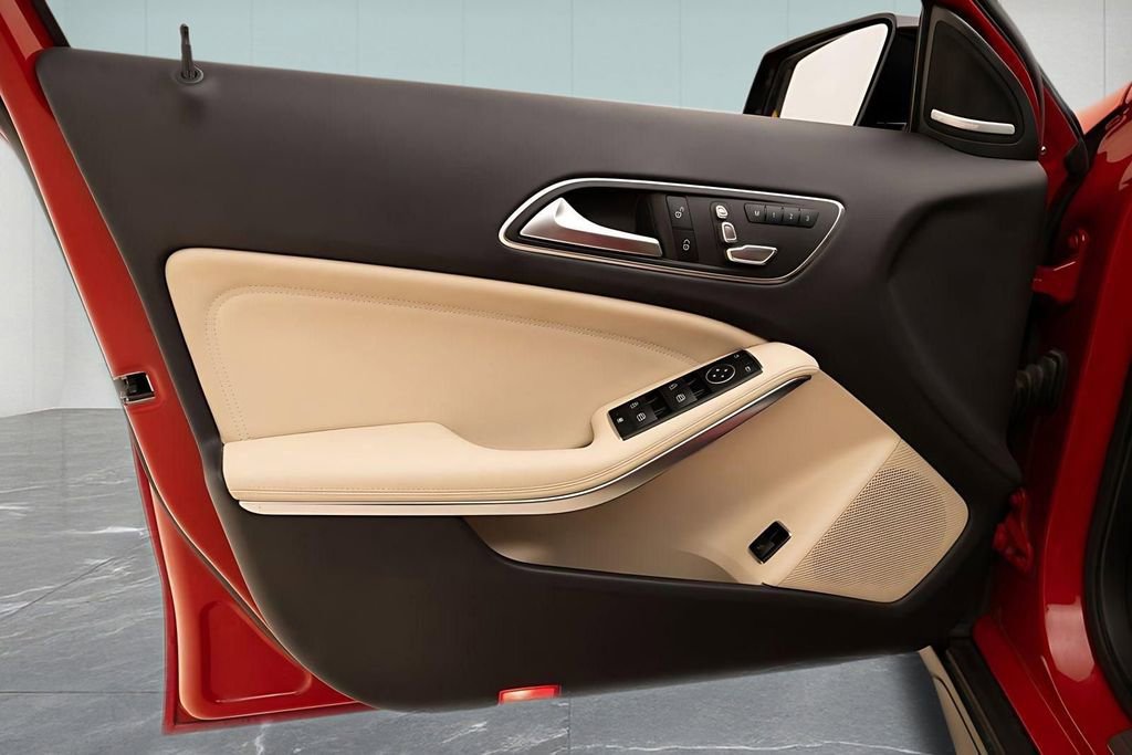 Used 2018 Mercedes-Benz GLA 45 AMG 4MATIC image 23