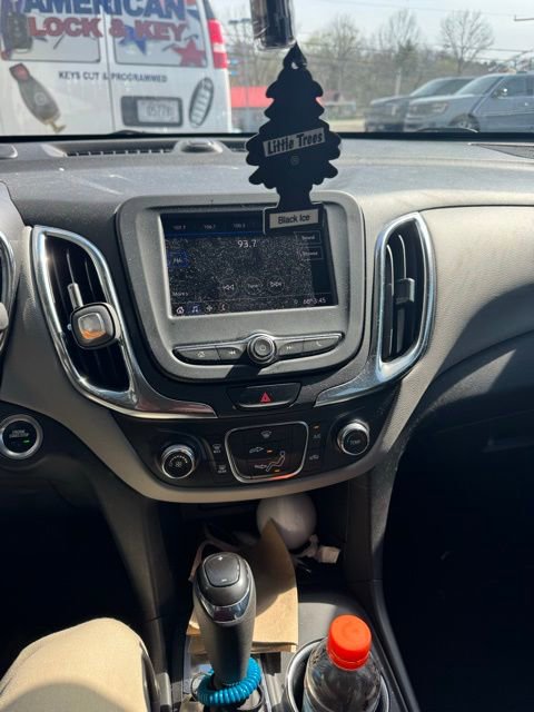 Used 2020 Chevrolet Equinox LS image 5