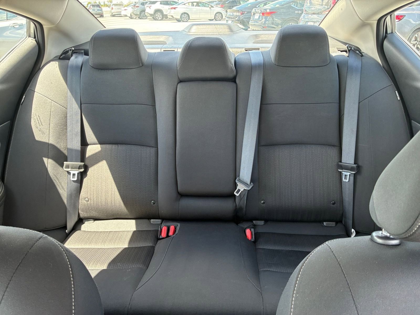 Used 2025 Nissan Altima 2.5 SV FWD image 38
