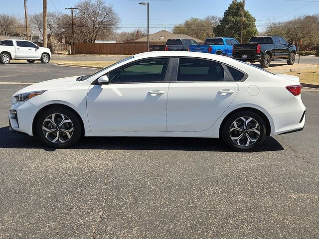 Used 2019 Kia Forte LXS image 2
