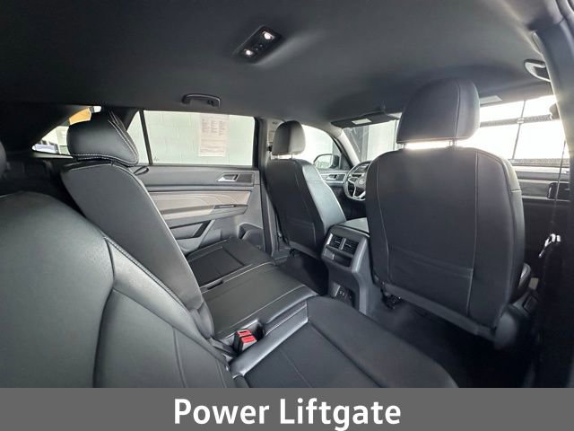Certified 2022 Volkswagen Atlas Cross Sport SE image 16