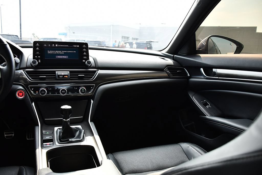 Used 2018 Honda Accord Sport image 23