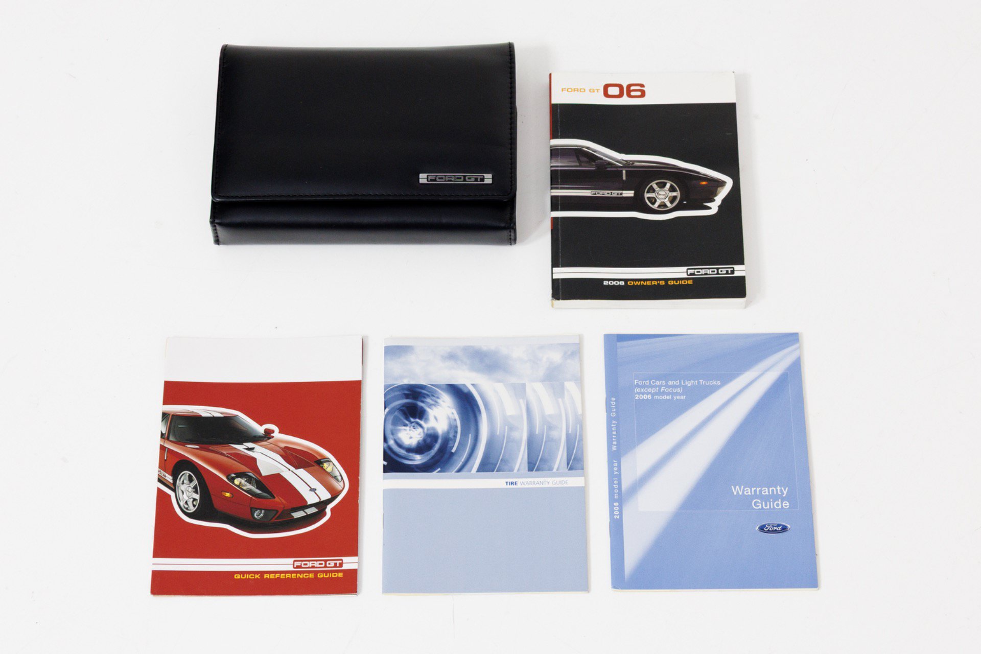 Used 2006 Ford GT RWD image 91
