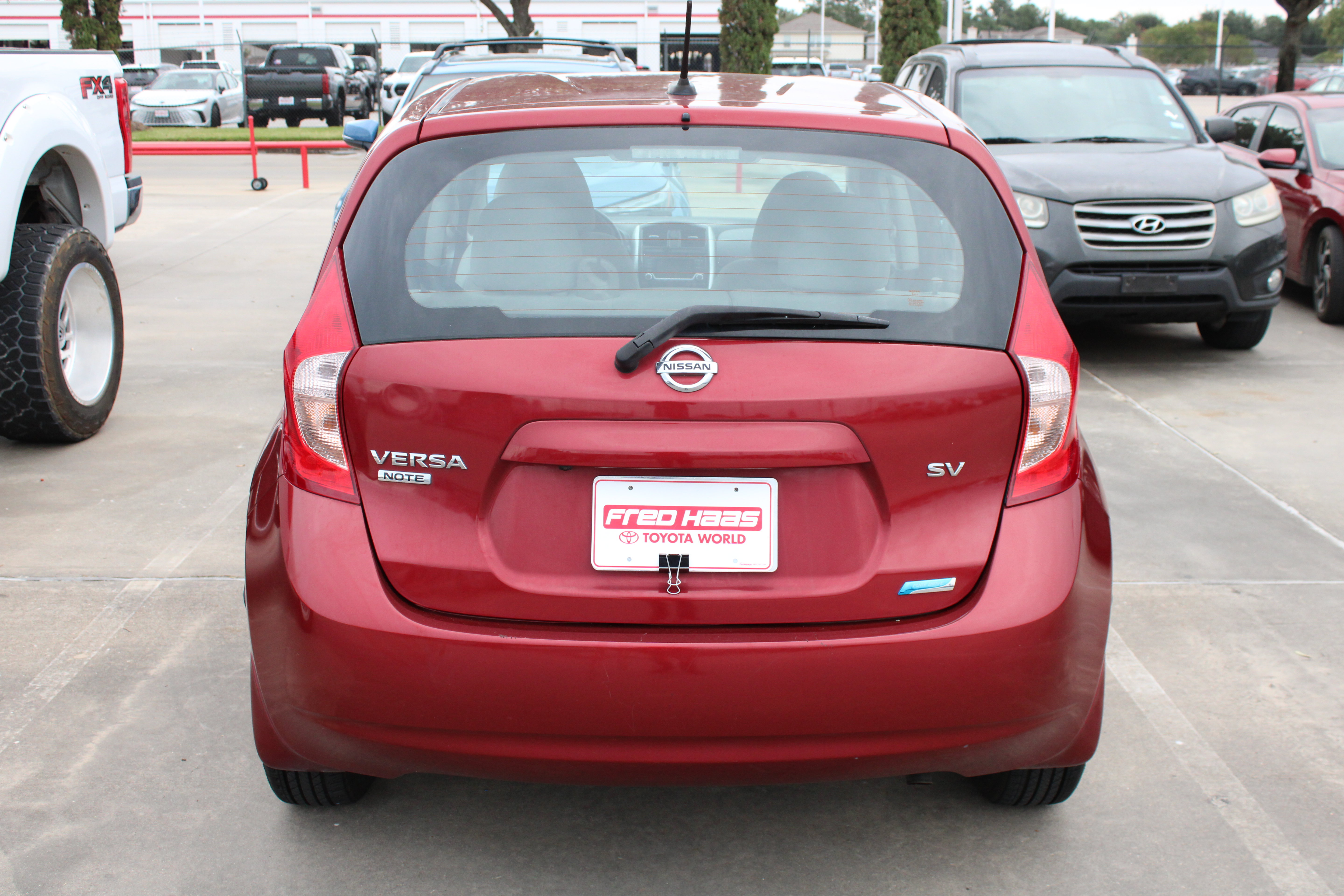 Used 2016 Nissan Versa Note SV FWD image 8