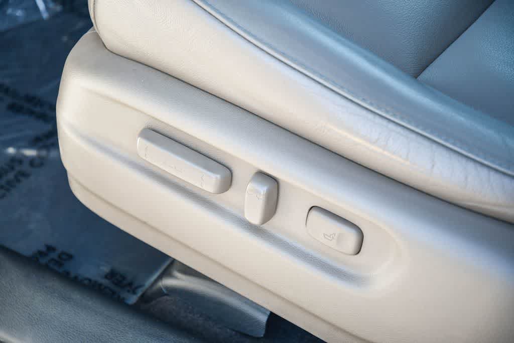 Used 2016 Honda Pilot Touring image 28