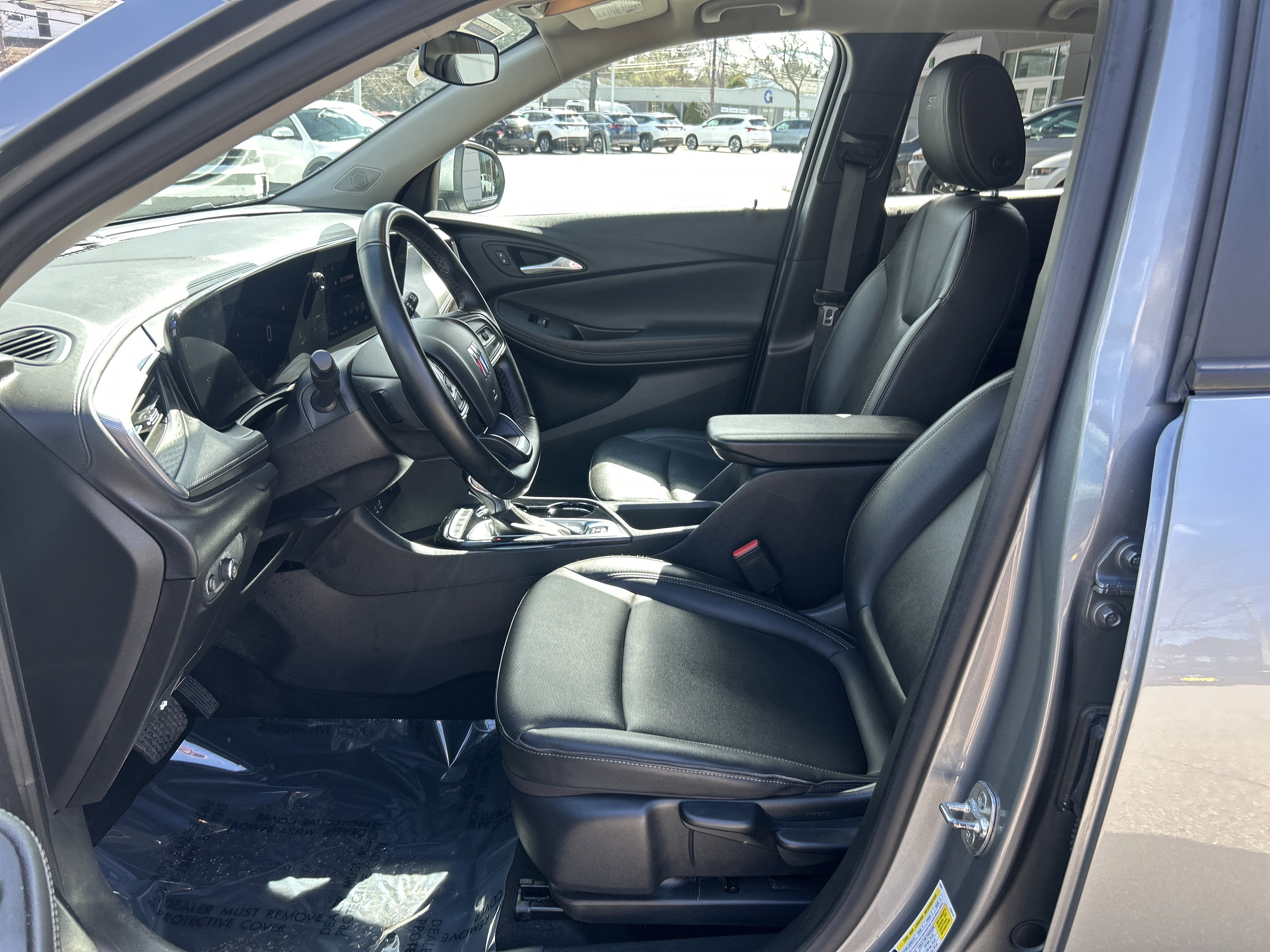 Used 2024 Buick Encore GX Sport Touring AWD/4WD image 14
