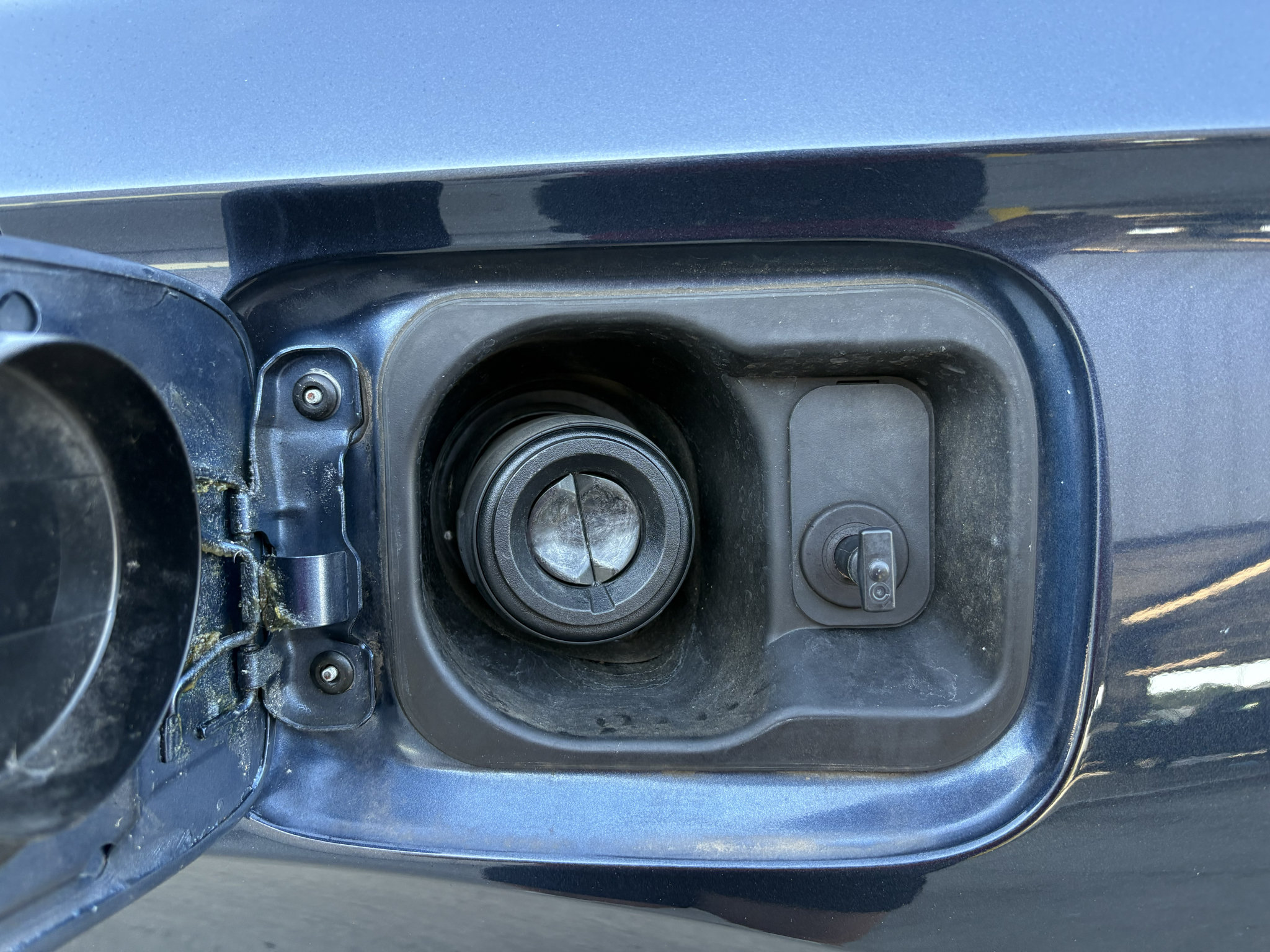 Certified 2025 Honda CR-V LX image 28