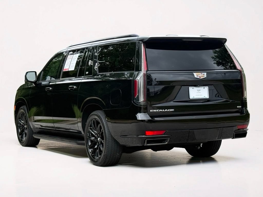 Used 2021 Cadillac Escalade ESV Sport Platinum AWD/4WD image 13