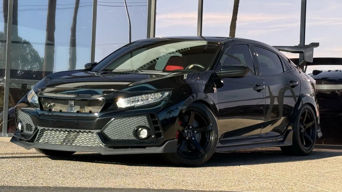 Used 2017 Honda Civic Type R image 5