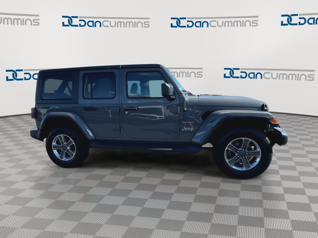 Used 2018 Jeep Wrangler Unlimited Sahara image 11