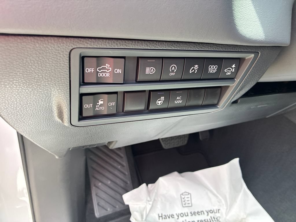New 2026 Toyota Tundra Platinum AWD/4WD image 33