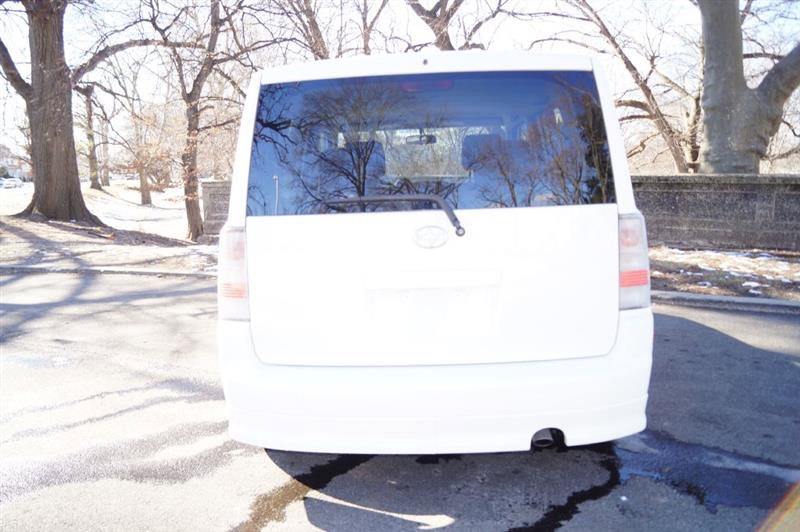 Used 2006 Scion xB image 8