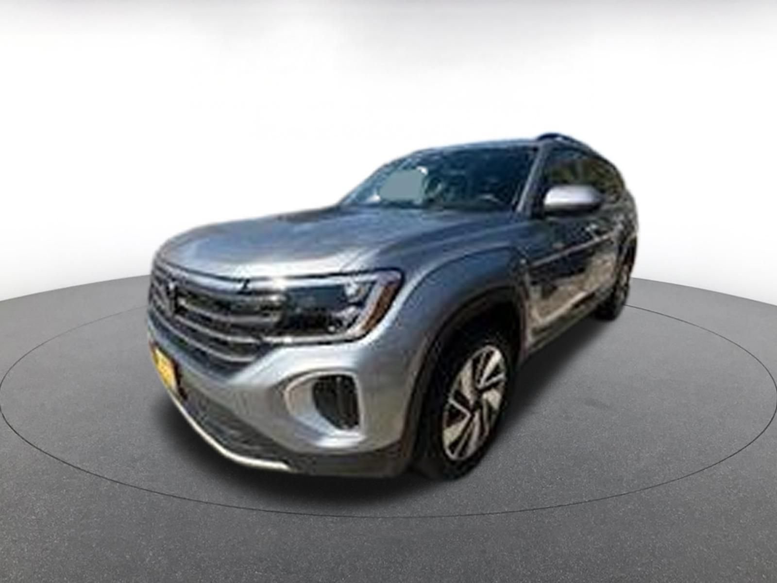 Used 2026 Volkswagen Atlas SE FWD image 3
