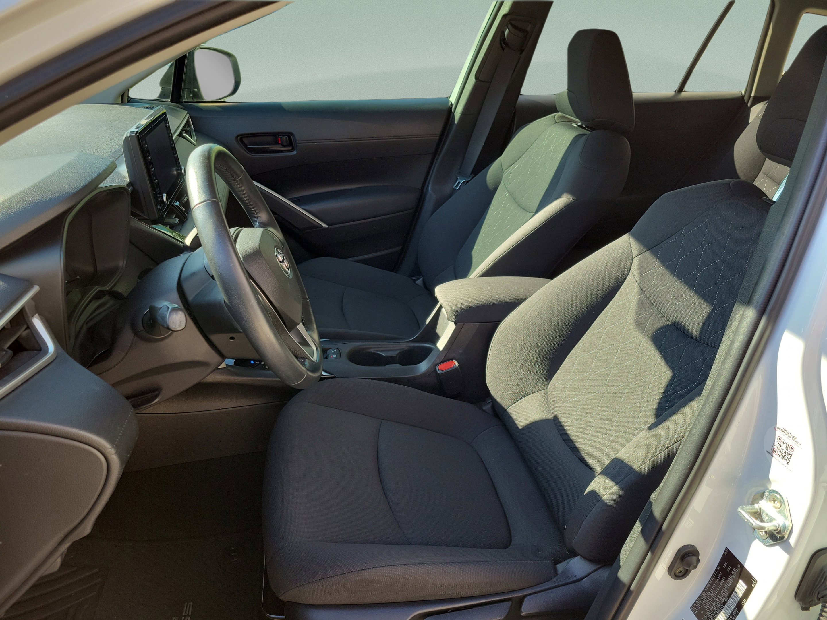 Used 2022 Toyota Corolla Cross LE FWD image 26