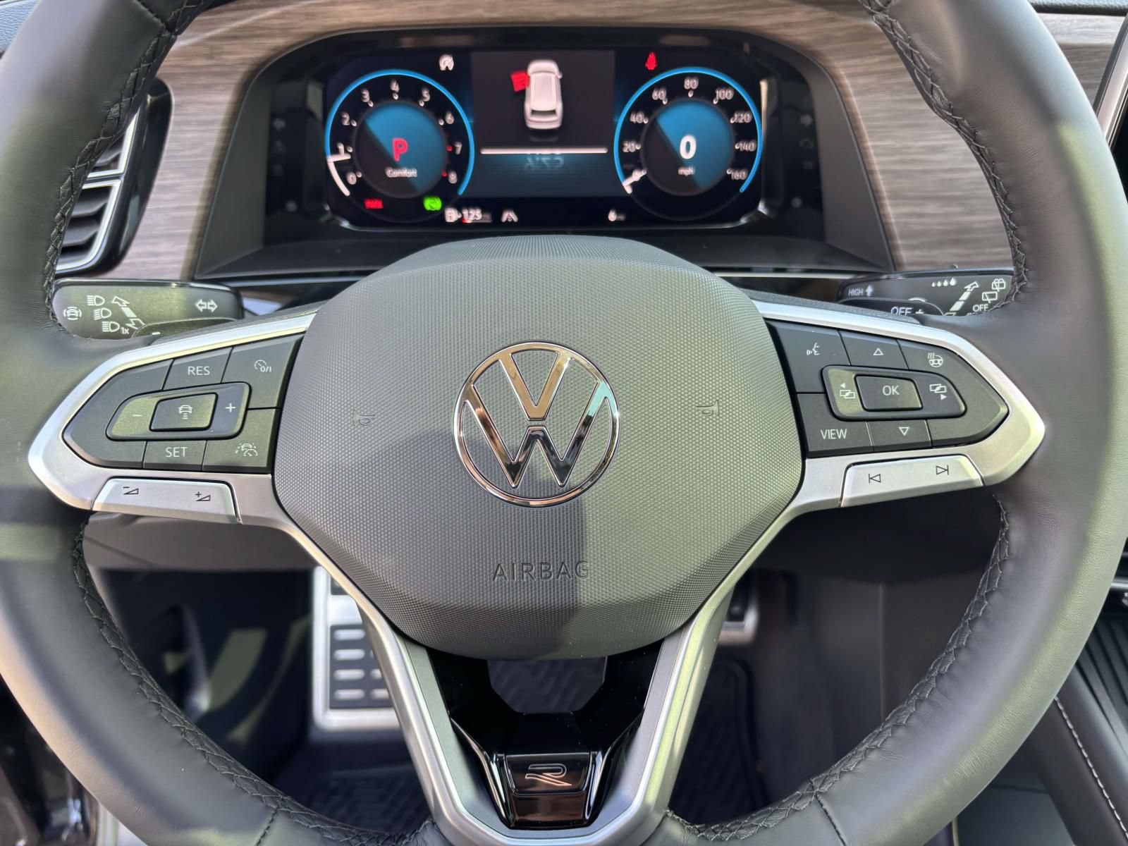 New 2026 Volkswagen Atlas SEL Premium R-Line AWD/4WD image 17