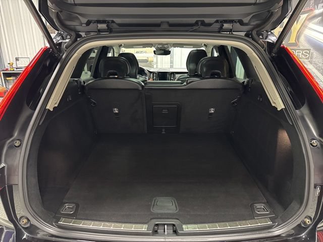 Used 2023 Volvo XC60 B5 Plus AWD/4WD image 20