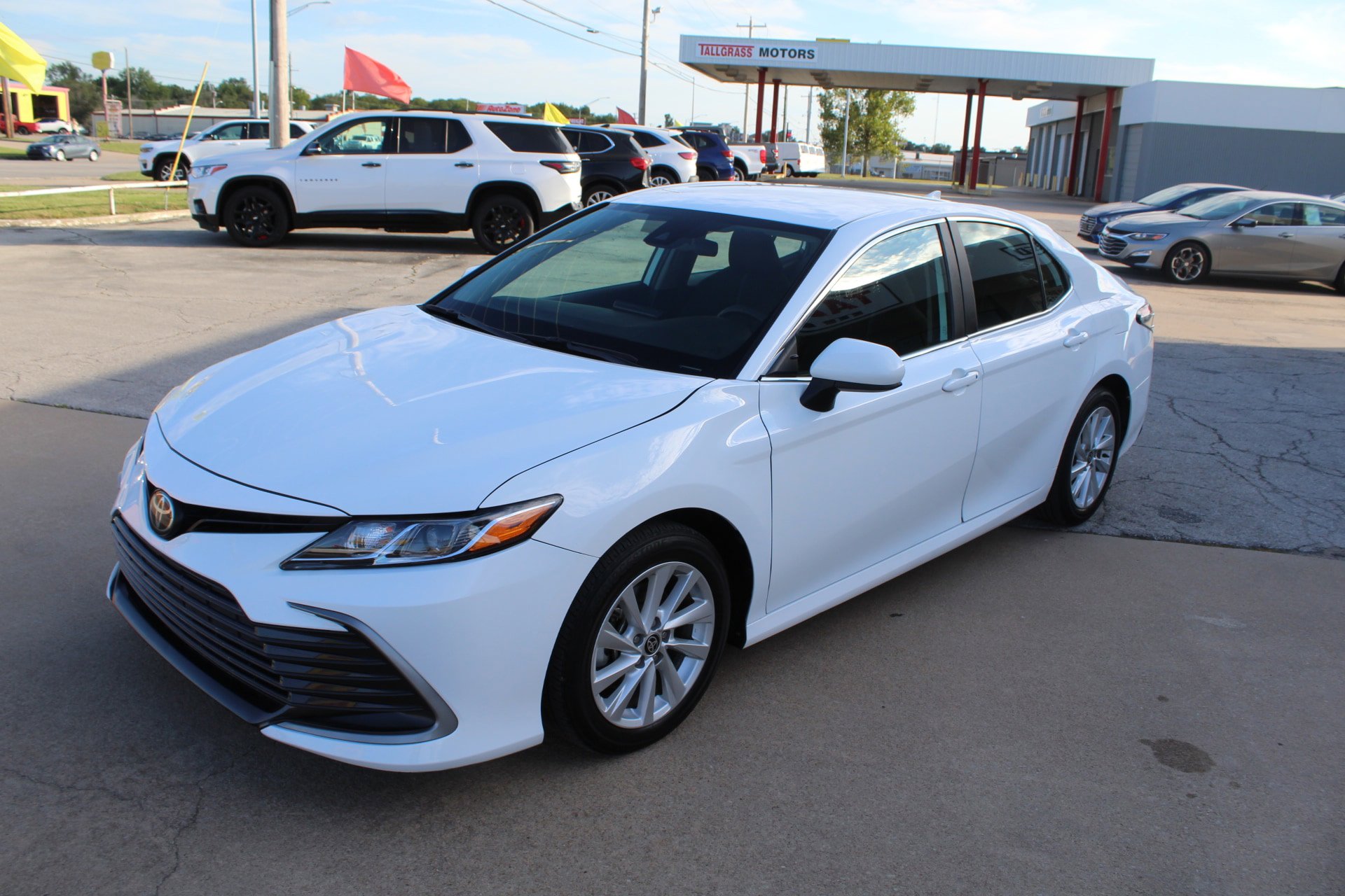 Used 2024 Toyota Camry LE image 41