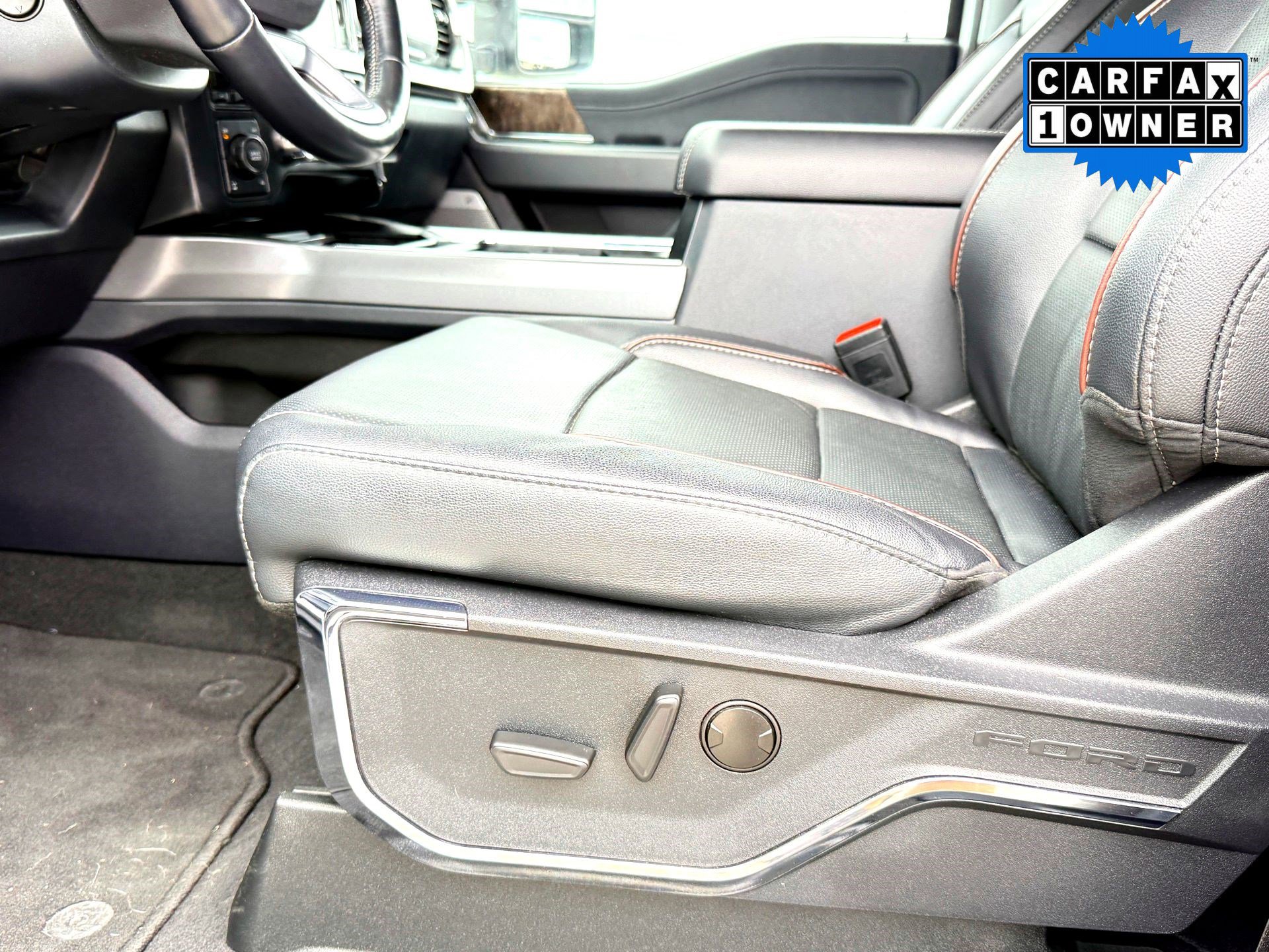 Used 2023 Ford F350 Lariat w/ Chrome Package AWD/4WD image 21