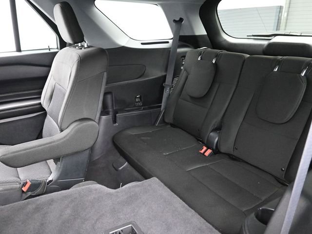 Used 2022 Ford Explorer XLT image 25