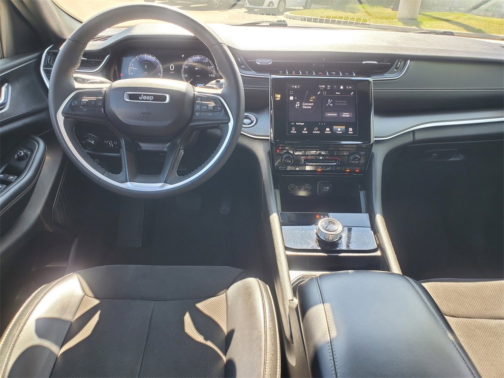 Used 2024 Jeep Grand Cherokee L Laredo image 28