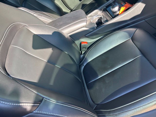 Used 2024 Jeep Grand Cherokee Limited w/ Black Appearance Package RWD image 13