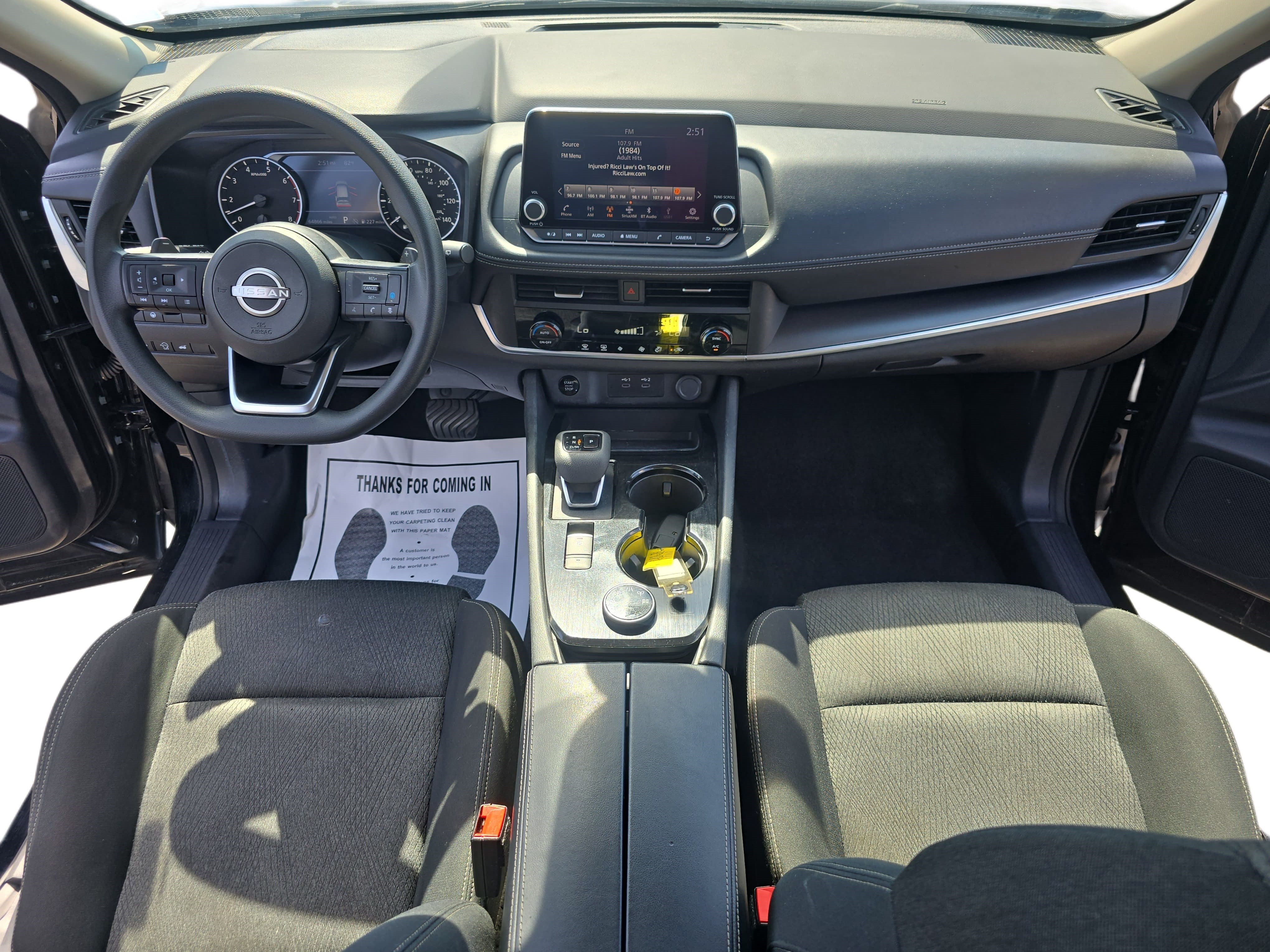 Used 2024 Nissan Rogue SV AWD/4WD image 9