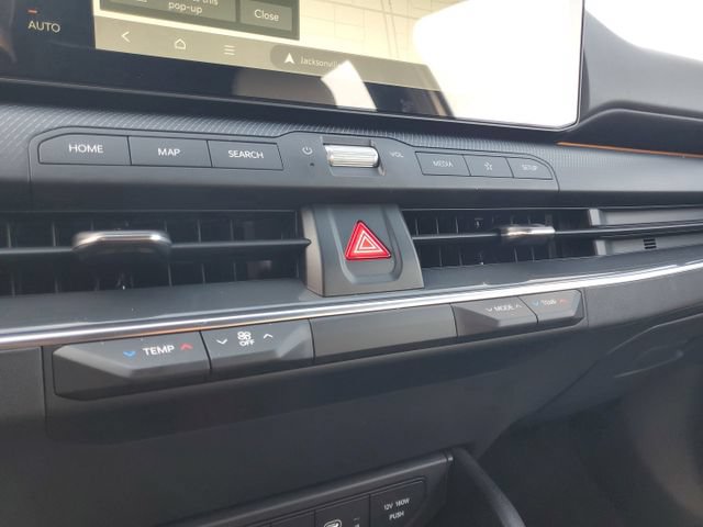 New 2025 Kia K4 GT-Line Turbo FWD image 18