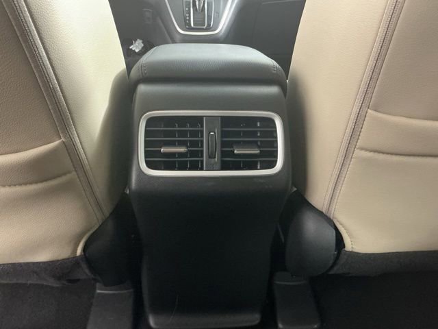 Used 2016 Honda CR-V Touring image 25