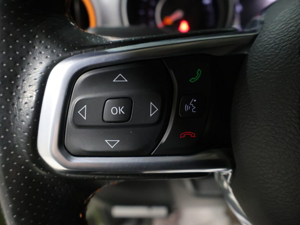 Used 2022 Jeep Gladiator Mojave w/ Cold Weather Group image 32