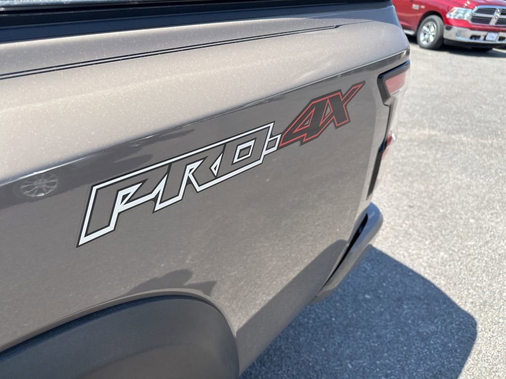 Used 2023 Nissan Frontier PRO-4X w/ Pro Convenience Package image 10