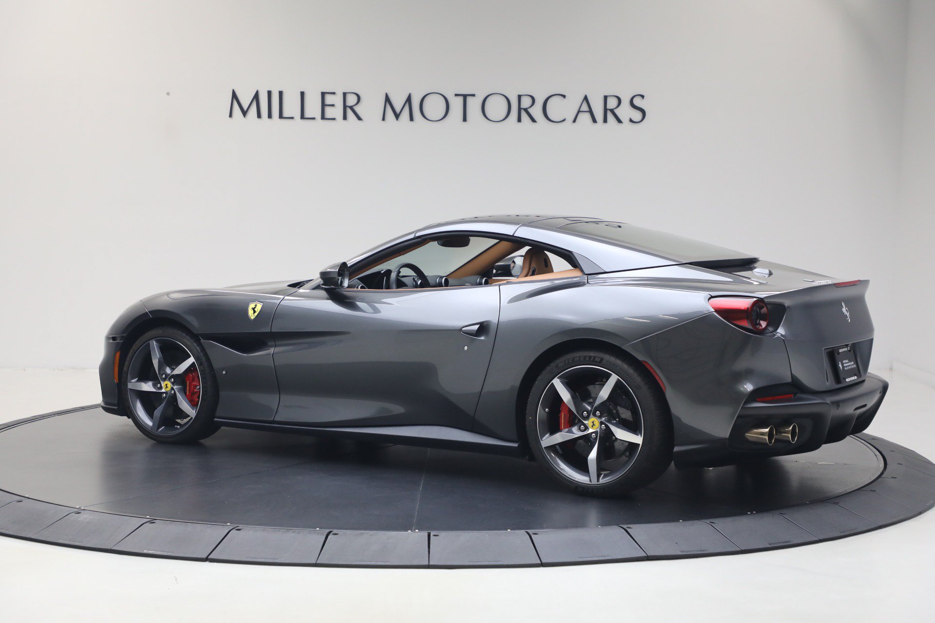 Certified 2022 Ferrari Portofino M RWD image 25