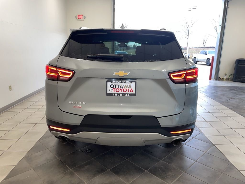 Used 2024 Chevrolet Blazer LT w/ Convenience Package image 6
