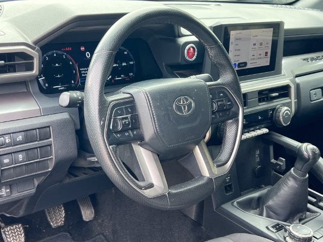 Used 2024 Toyota Tacoma TRD Off-Road AWD/4WD image 17