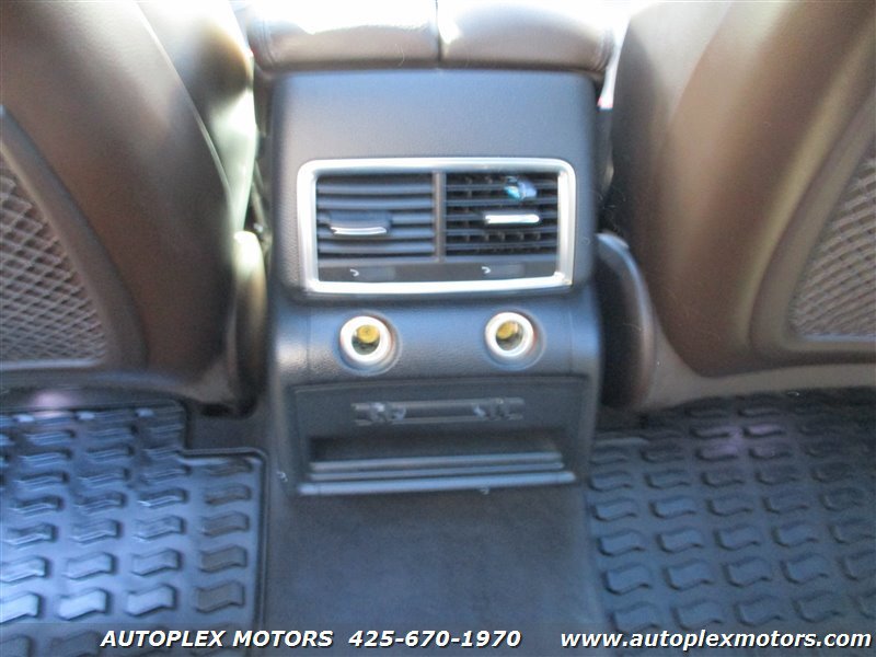 Used 2010 Audi Q7 TDI Premium Plus AWD/4WD image 32