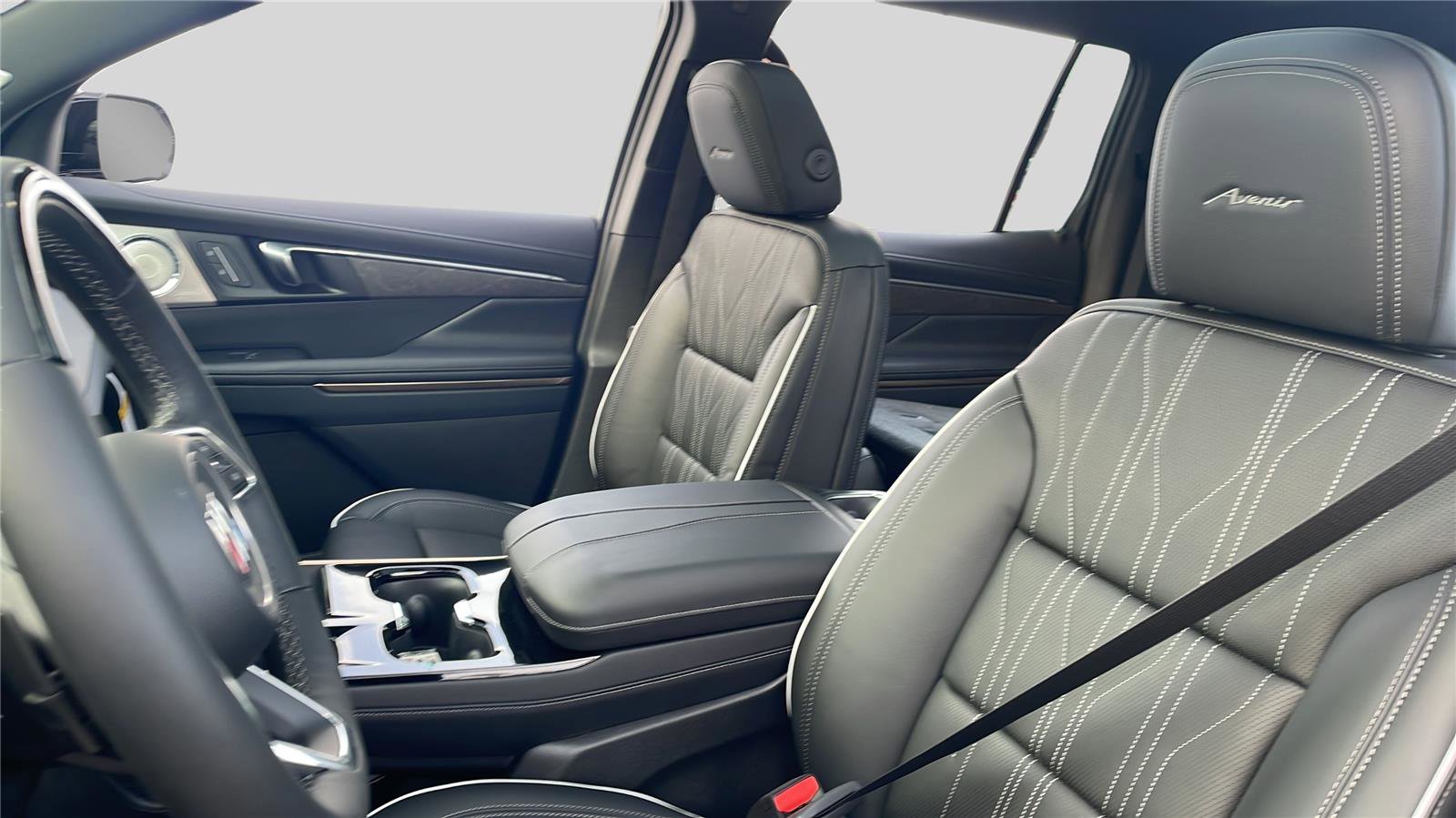 New 2026 Buick Enclave Avenir w/ Super Cruise Package image 16