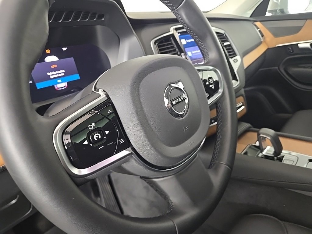 Certified 2024 Volvo XC90 B6 Plus w/ Protection Package Premier image 20