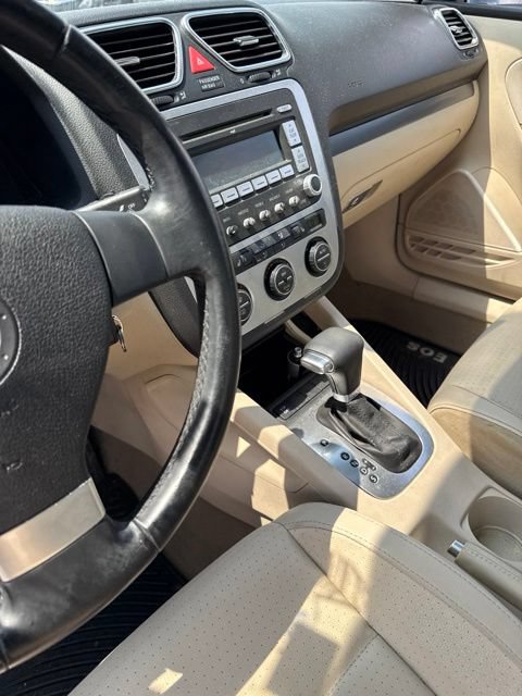 Used 2008 Volkswagen Eos Komfort FWD image 15