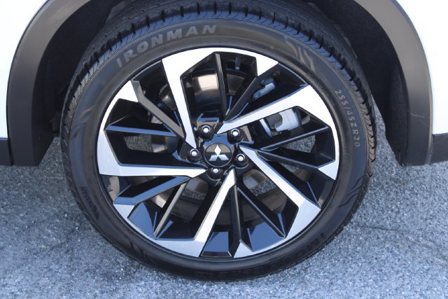 Used 2024 Mitsubishi Outlander SE AWD/4WD image 11