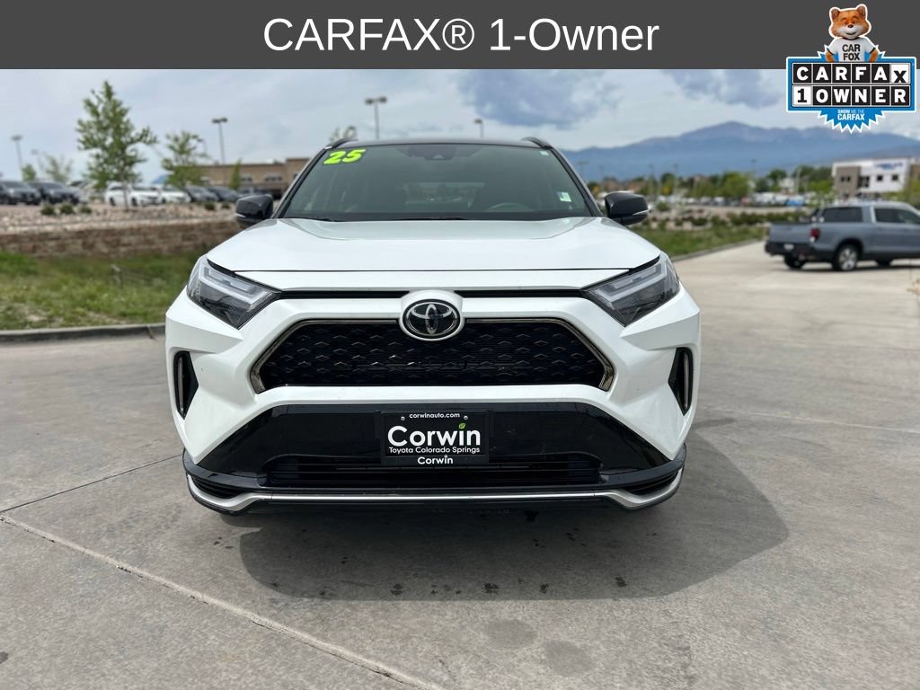 Used 2025 Toyota RAV4 XSE AWD/4WD image 2