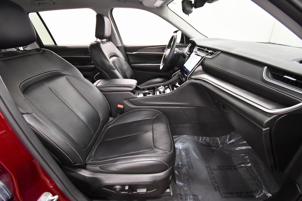 Used 2022 Jeep Grand Cherokee L Limited image 18