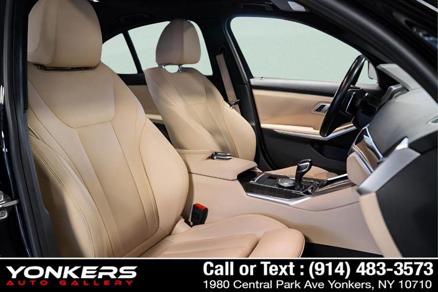 Used 2021 BMW 330e w/ Convenience Package RWD image 26