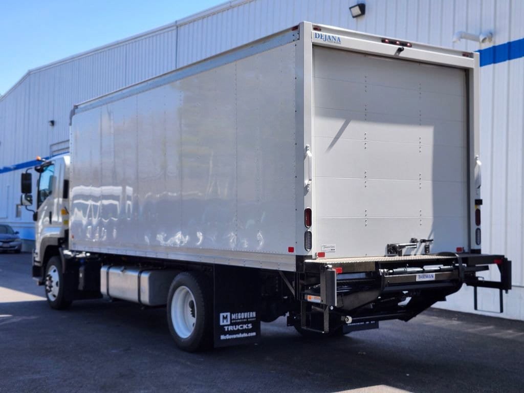 New 2026 Chevrolet Low Cab Forward 6500XD RWD image 3