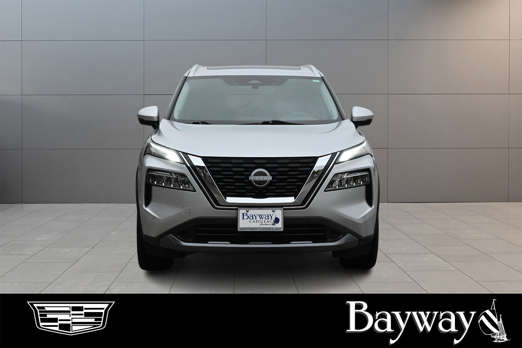 Used 2023 Nissan Rogue SL w/ SL Premium Package image 2