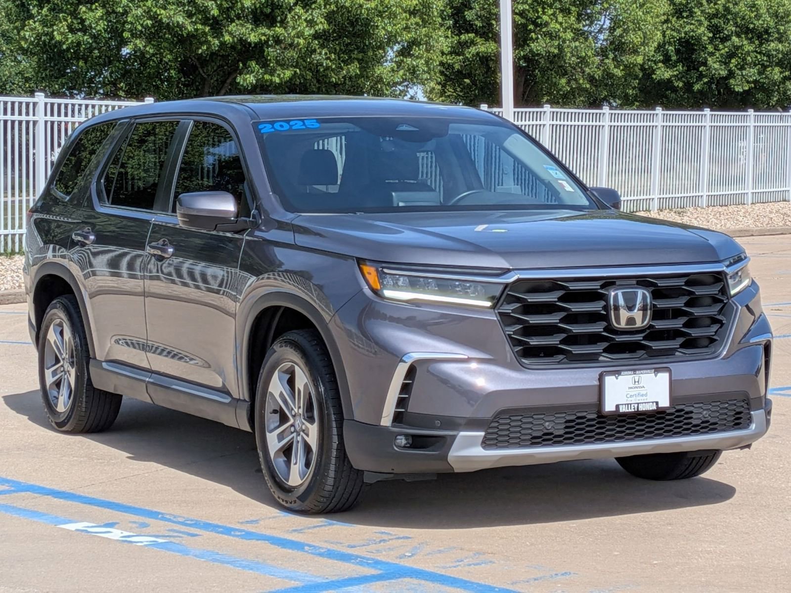 Certified 2025 Honda Pilot EX-L image 4