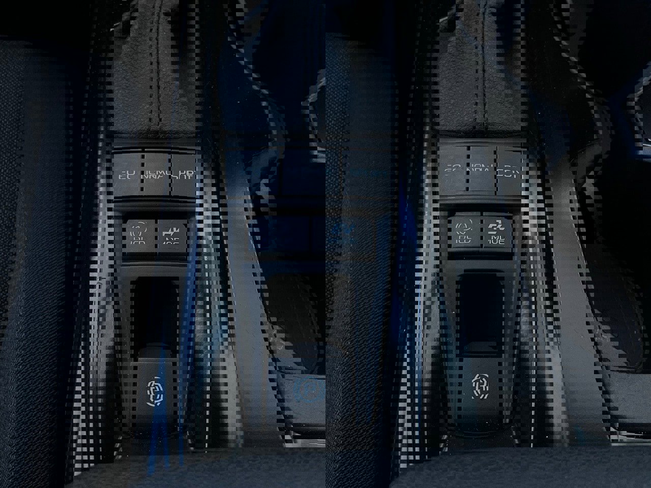 Used 2025 Toyota Camry LE image 22