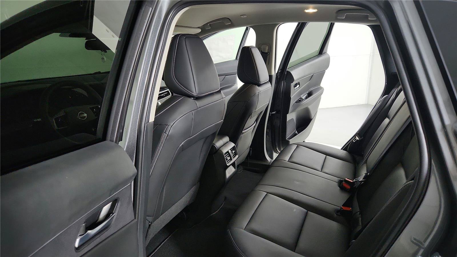 Certified 2025 Nissan Murano SV AWD/4WD image 20